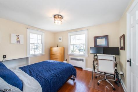 68 Newman Avenue Verona NJ 07044
