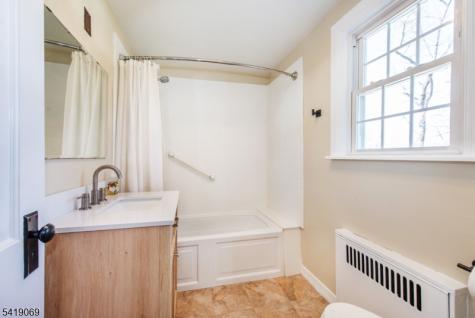 68 Newman Avenue Verona NJ 07044