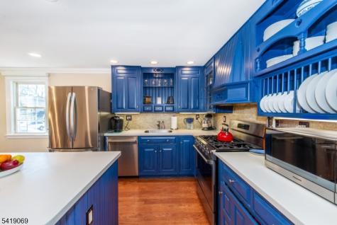 68 Newman Avenue Verona NJ 07044