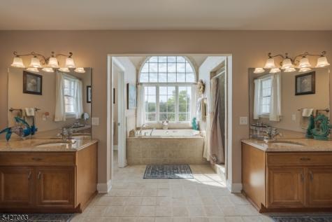 22 Spruce Lane Montgomery NJ 08502