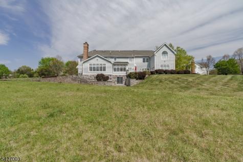22 Spruce Lane Montgomery NJ 08502