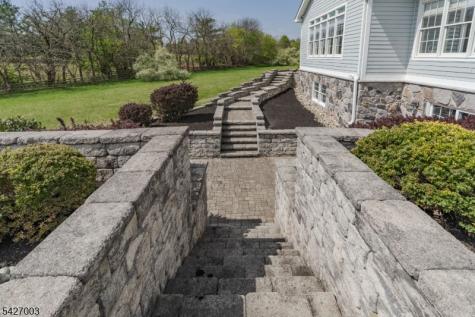 22 Spruce Lane Montgomery NJ 08502