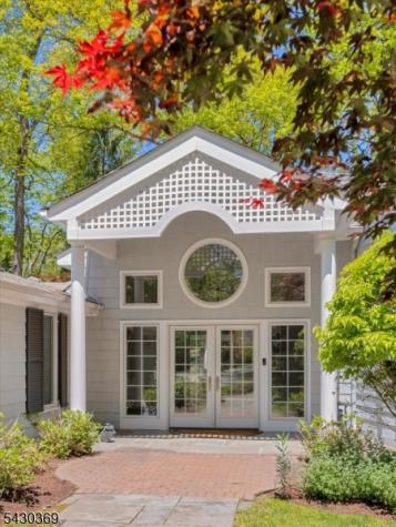 1 Hickory Lane Roseland NJ 07068