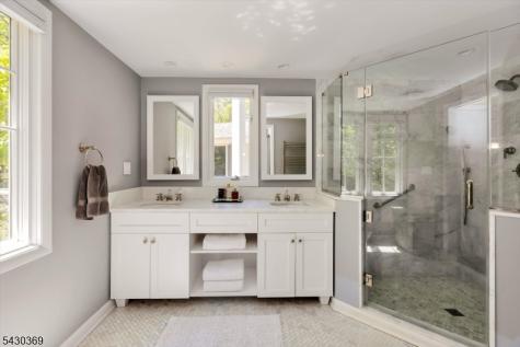 1 Hickory Lane Roseland NJ 07068