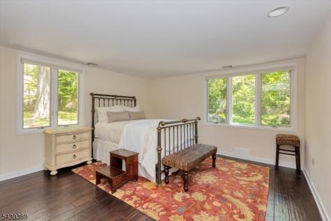 1 Hickory Lane Roseland NJ 07068