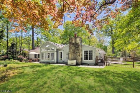 1 Hickory Lane Roseland NJ 07068