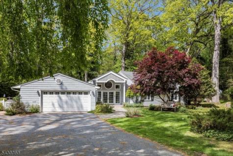 1 Hickory Lane Roseland NJ 07068