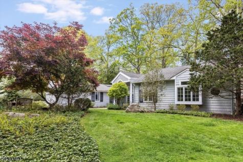 1 Hickory Lane Roseland NJ 07068