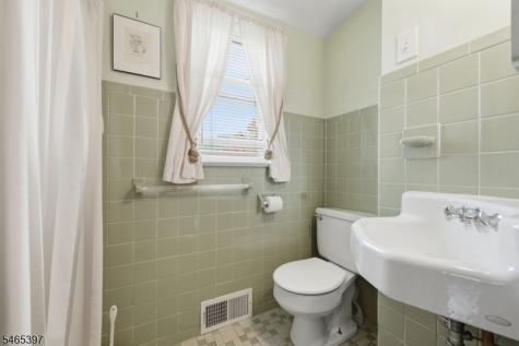 116 Grove Avenue Verona NJ 07044