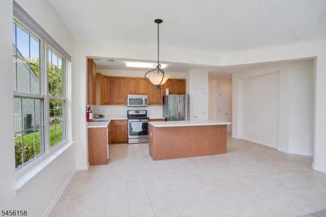 112 Kensington Circle White NJ 07823