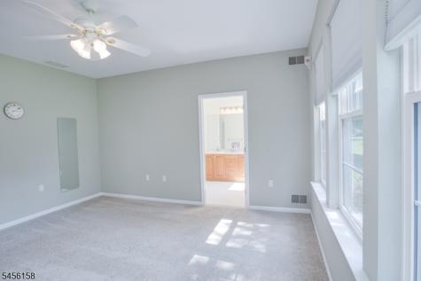 112 Kensington Circle White NJ 07823