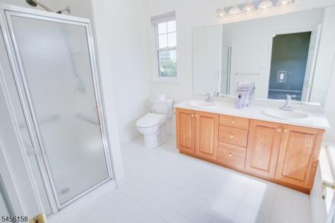 112 Kensington Circle White NJ 07823