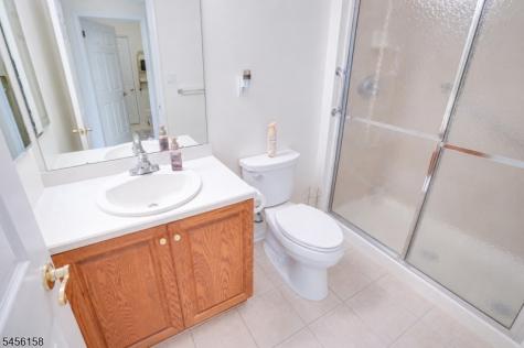 112 Kensington Circle White NJ 07823