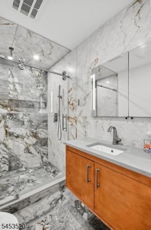 9 Frederick Place Hanover NJ 07927
