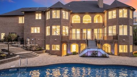 19 Amira Lane Kinnelon NJ 07405