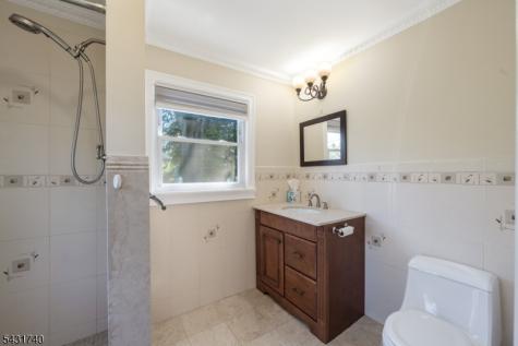 15 Alyson Place Bloomfield NJ 07003