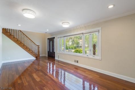 15 Alyson Place Bloomfield NJ 07003