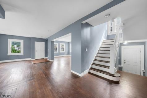 513 Sanford Avenue Newark NJ 07106