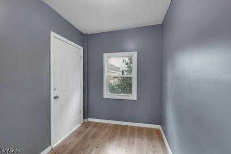 513 Sanford Avenue Newark NJ 07106