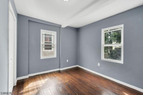 513 Sanford Avenue Newark NJ 07106