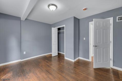 513 Sanford Avenue Newark NJ 07106