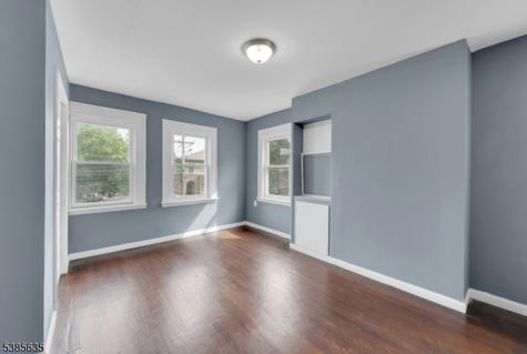 513 Sanford Avenue Newark NJ 07106