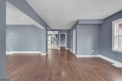 513 Sanford Avenue Newark NJ 07106