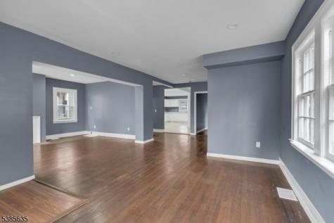 513 Sanford Avenue Newark NJ 07106