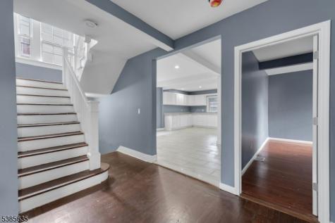 513 Sanford Avenue Newark NJ 07106