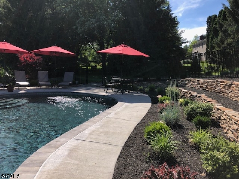 41 Uptom Pine Road Clinton NJ 08833