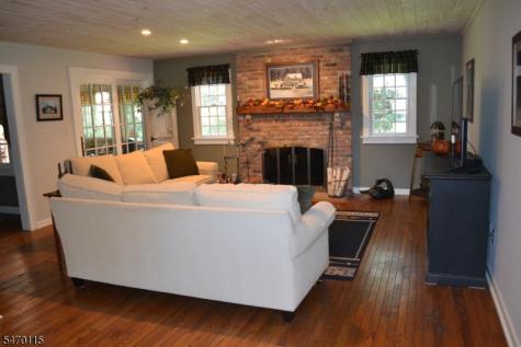 41 Uptom Pine Road Clinton NJ 08833
