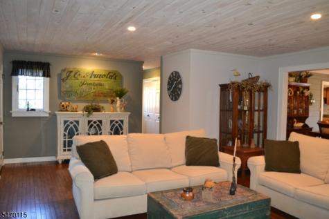 41 Uptom Pine Road Clinton NJ 08833