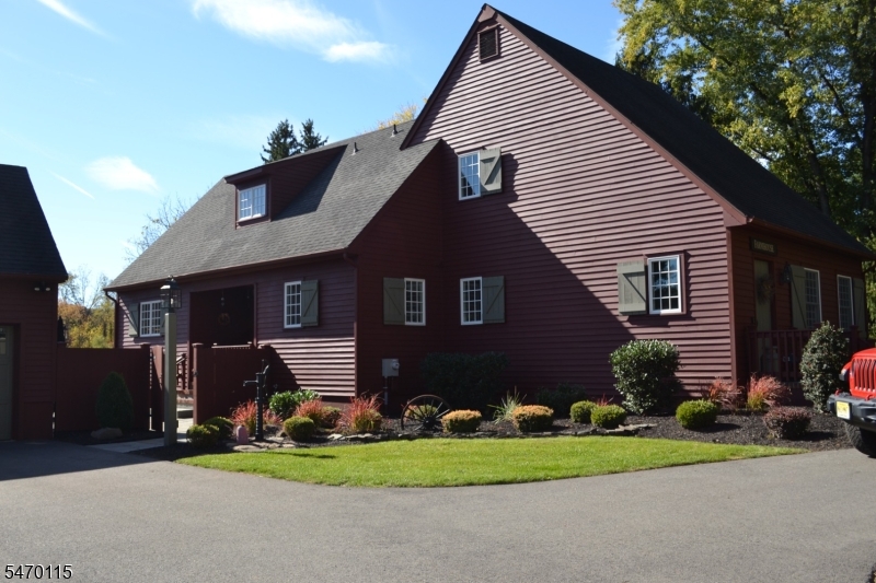 41 Uptom Pine Road Clinton NJ 08833