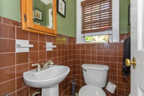 12 Overlook Avenue West Orange NJ 07052