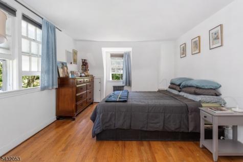 12 Overlook Avenue West Orange NJ 07052
