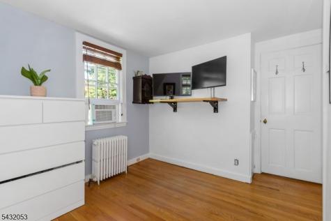 12 Overlook Avenue West Orange NJ 07052