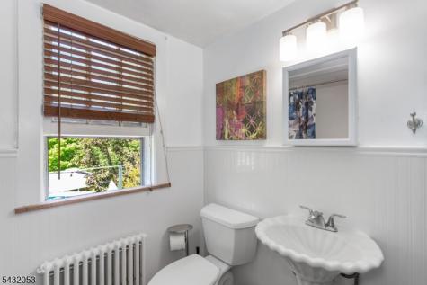 12 Overlook Avenue West Orange NJ 07052