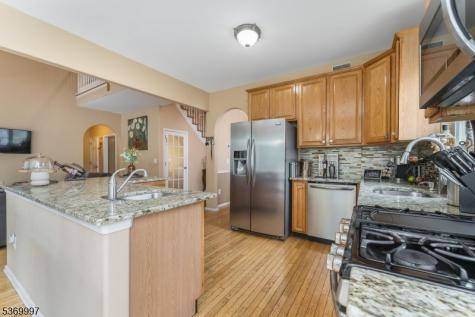 5 Jade Lane Lopatcong NJ 08865