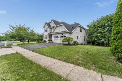 5 Jade Lane Lopatcong NJ 08865
