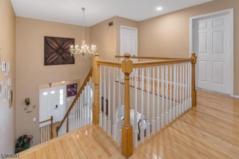 5 Jade Lane Lopatcong NJ 08865