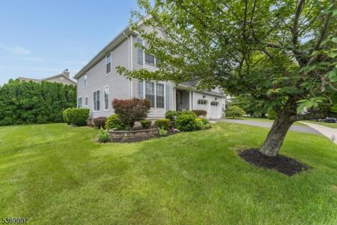 5 Jade Lane Lopatcong NJ 08865