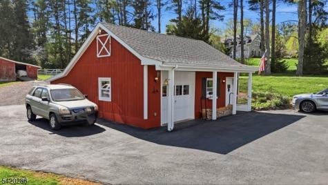 9 Springtown Road Readington NJ 08889