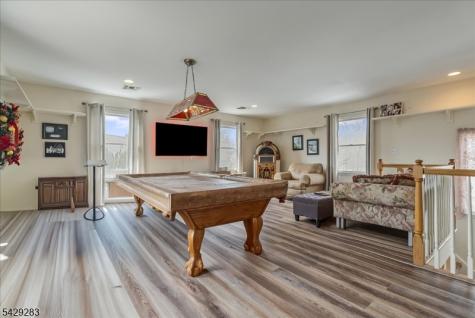 40 Catherine Court Cedar Grove NJ 07009