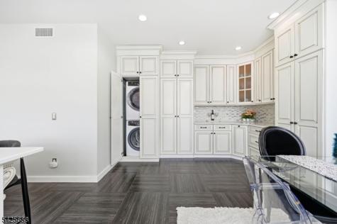 28 Glen Court Pompton Lakes NJ 07442