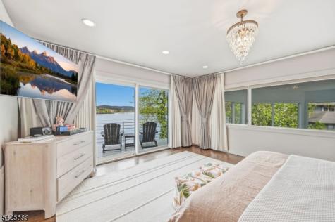 28 Glen Court Pompton Lakes NJ 07442