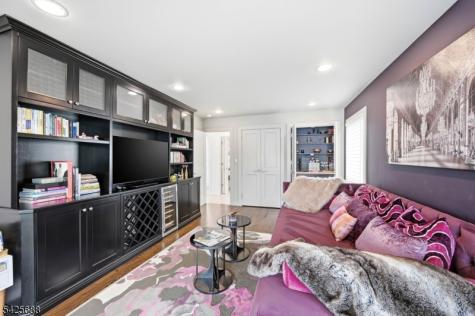 28 Glen Court Pompton Lakes NJ 07442