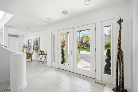 28 Glen Court Pompton Lakes NJ 07442