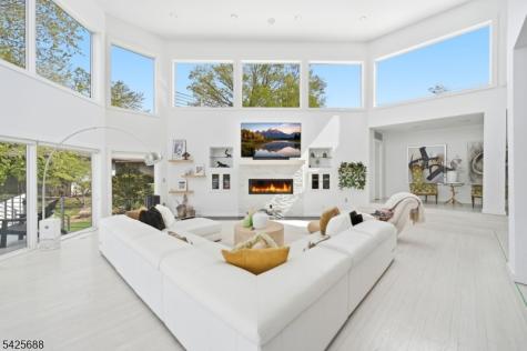 28 Glen Court Pompton Lakes NJ 07442