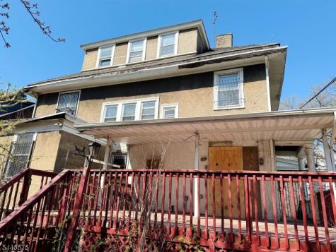 86 Hawthorne Avenue East Orange NJ 07018