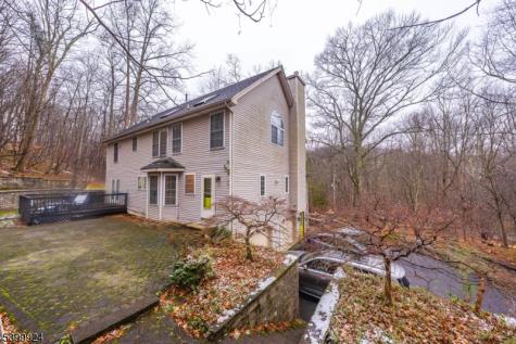 123 Vail Road Knowlton NJ 07832